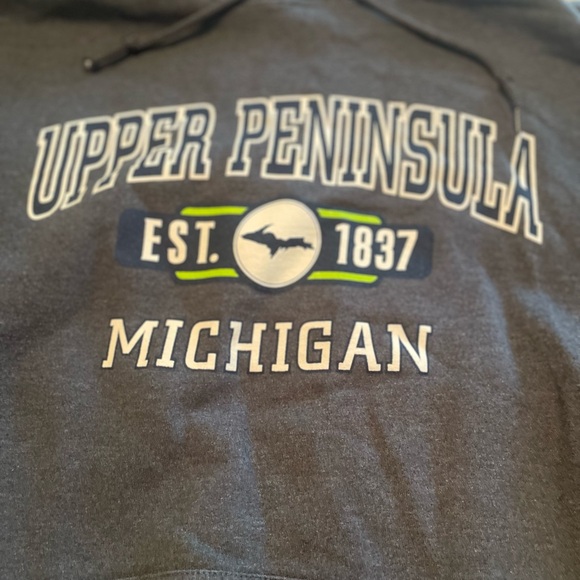 Size XL, Upper Peninsula Michigan Gray Hoodie - heavy weight. - Picture 2 of 4